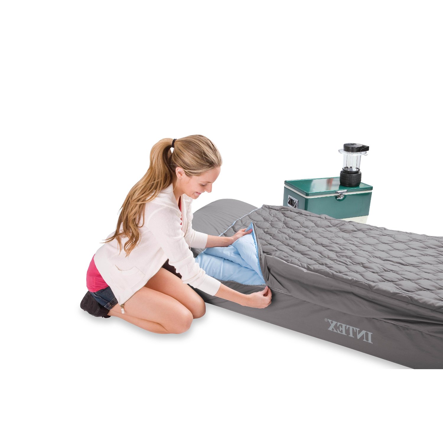 1 Single Sleeping Airbed With Electric Pump in Pakistan